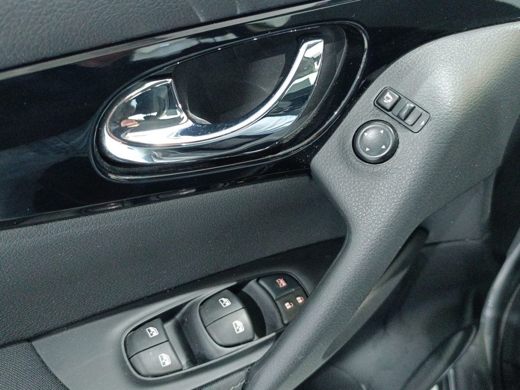 NISSAN Qashqai 1.5 dCi 115 CV Business - 21