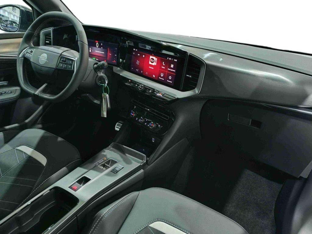 OPEL Mokka Hybrid 145 CV DCT6 GS - 9