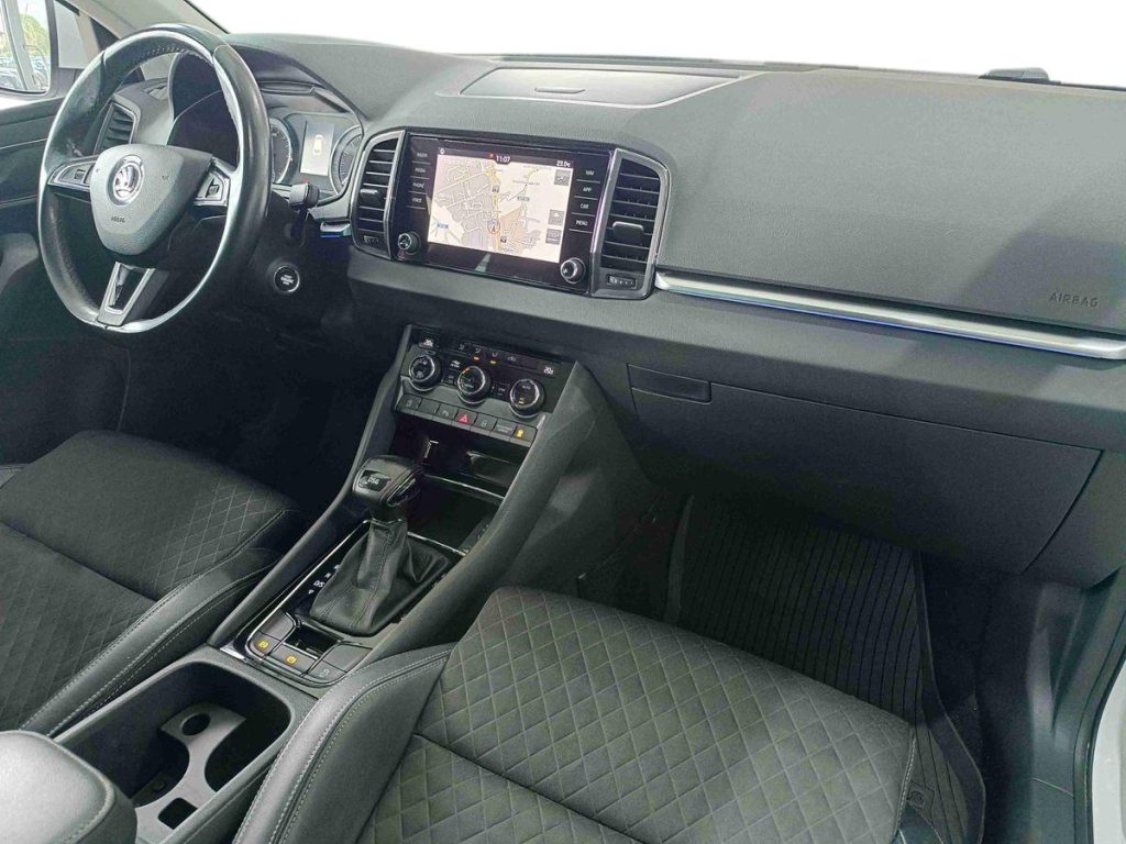 SKODA Karoq 1.6 TDI SCR DSG Style - 25