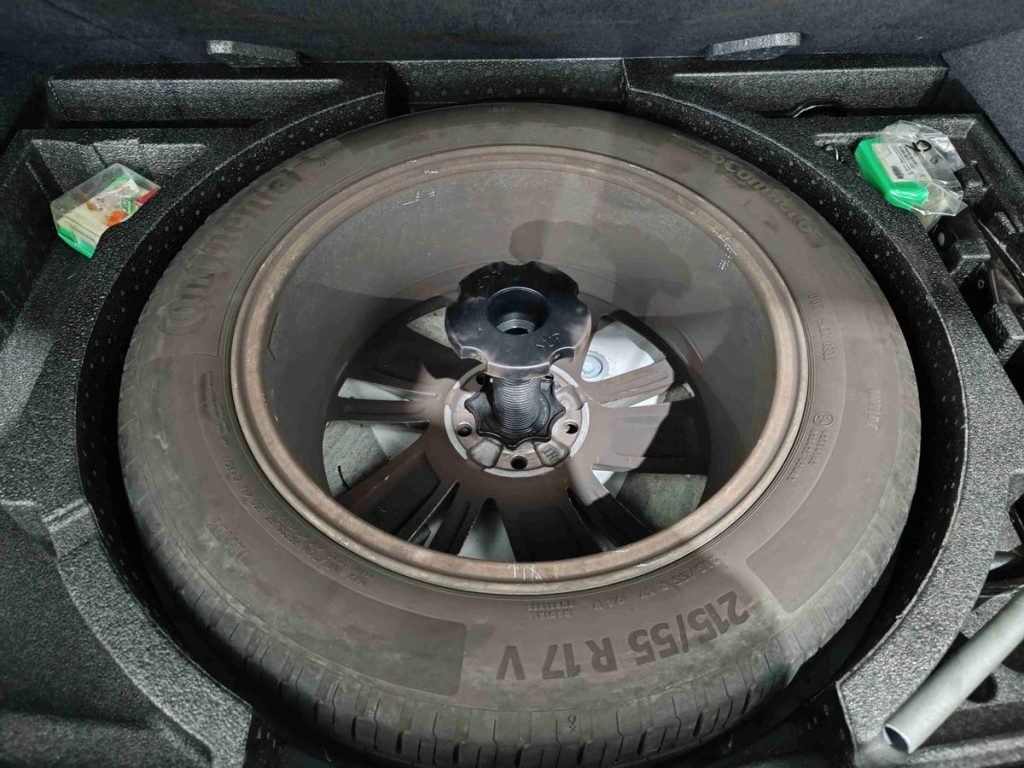 SKODA Karoq 2.0 TDI EVO SCR 115 CV DSG Executive - 13