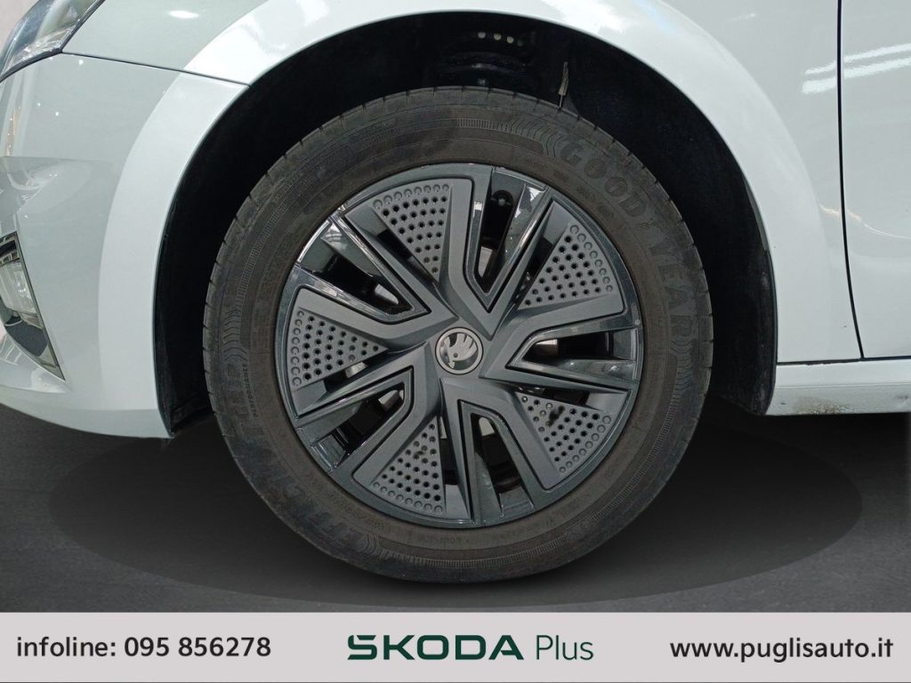 SKODA Fabia 1.0 MPI 80 CV 130 Edition - 14