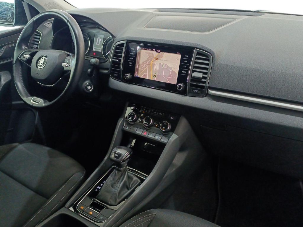 SKODA Karoq 2.0 TDI EVO SCR 115 CV DSG Executive - 9