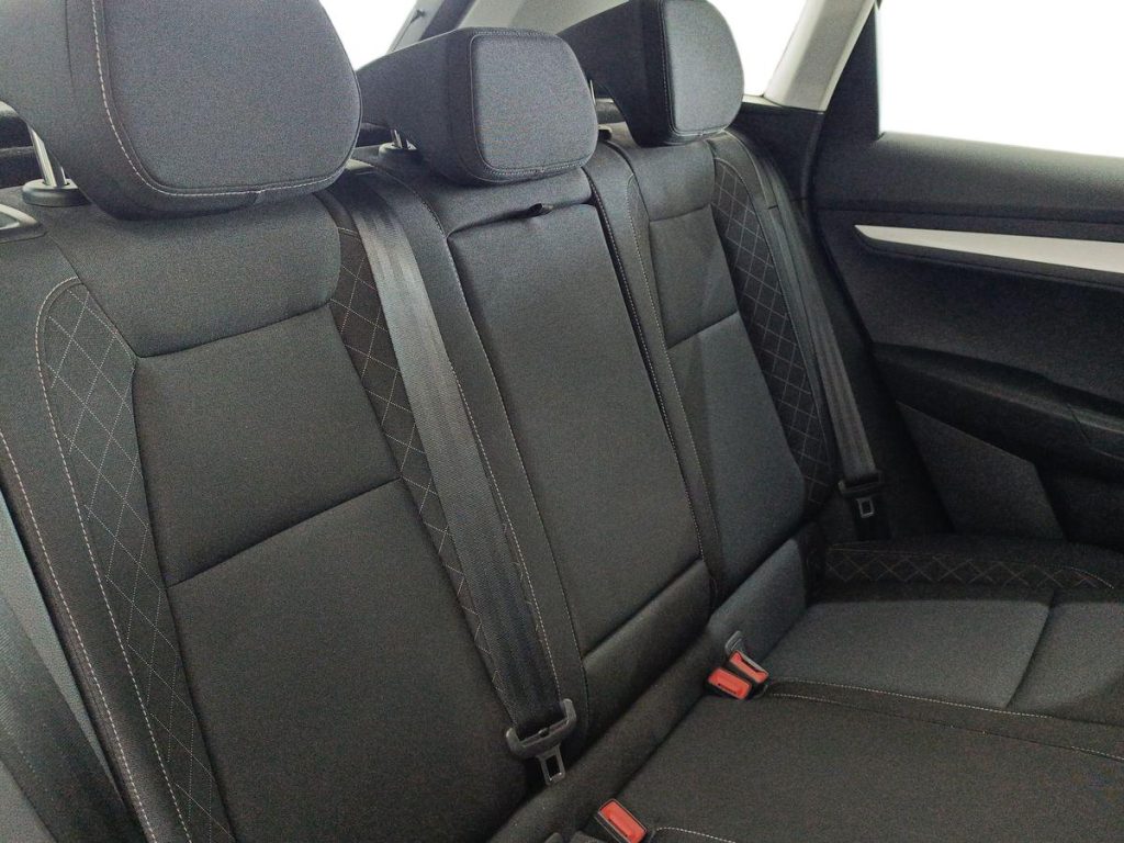 SKODA Karoq 2.0 TDI EVO SCR 115 CV DSG Executive - 11