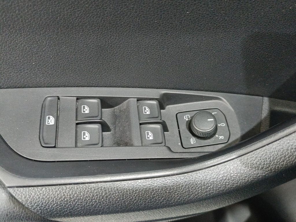 SKODA Karoq 2.0 TDI EVO SCR 115 CV DSG Executive - 20