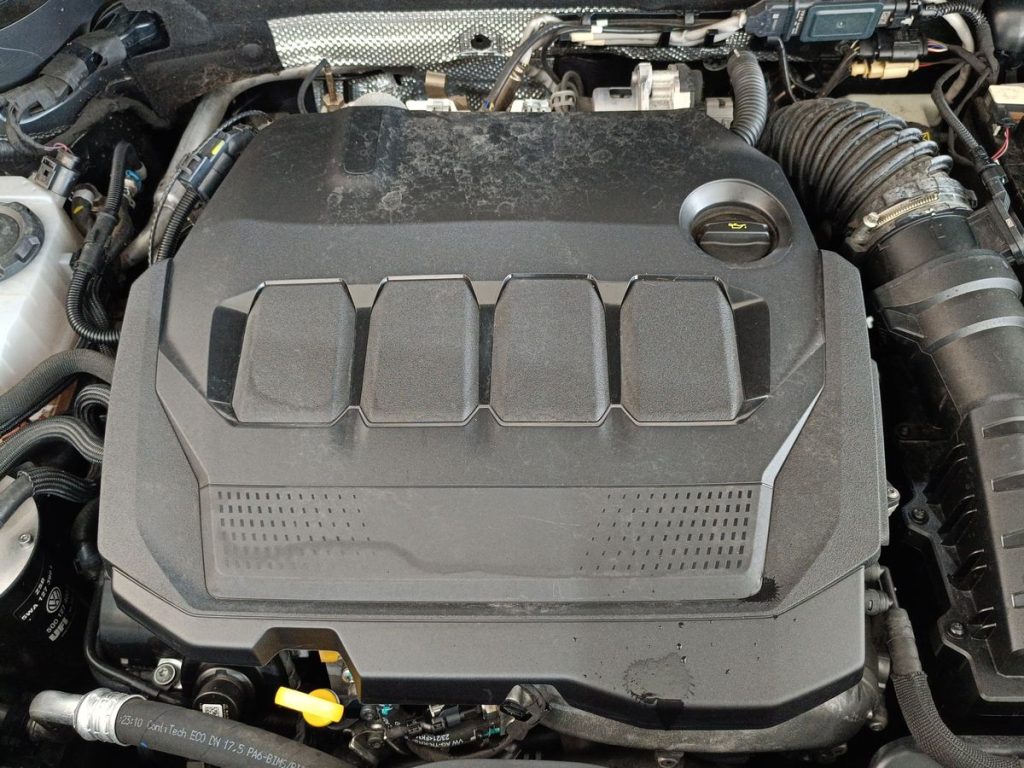 SKODA Karoq 2.0 TDI EVO SCR 115 CV DSG Executive - 23