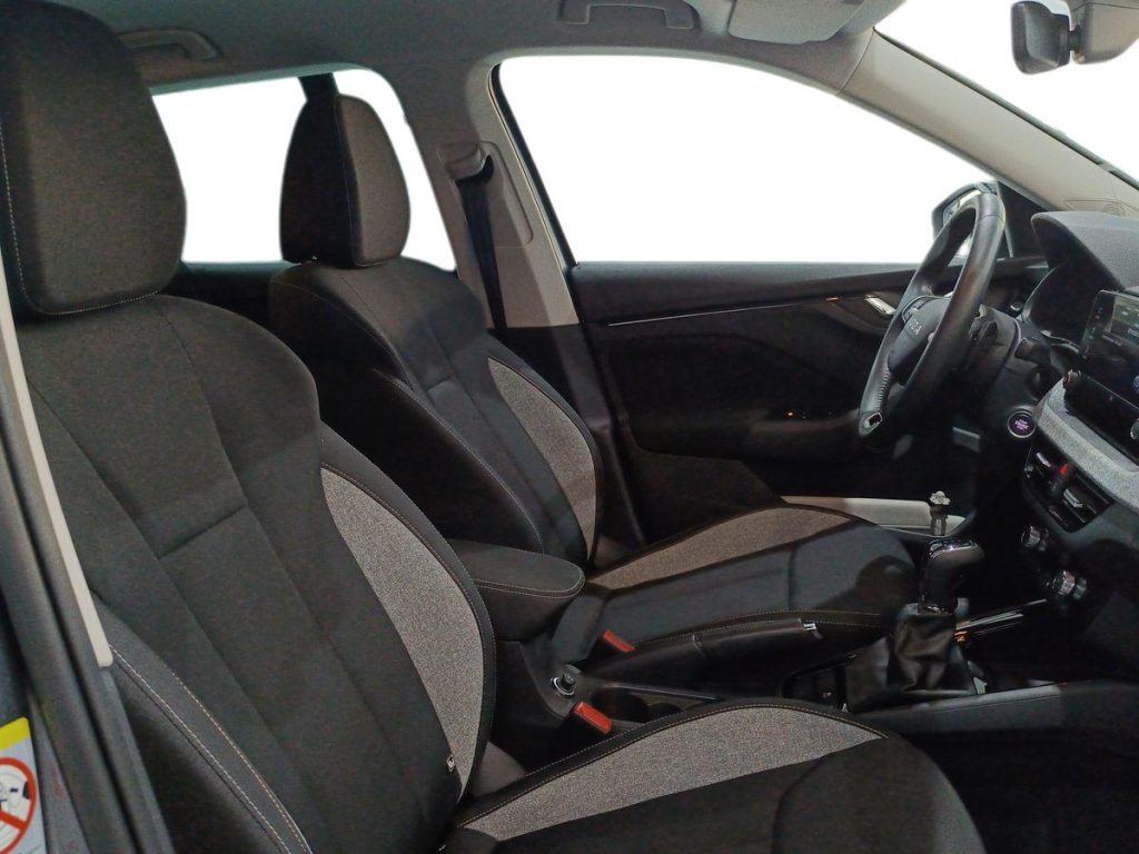 SKODA Kamiq 1.0 TSI 115 CV DSG Black Dots - 10