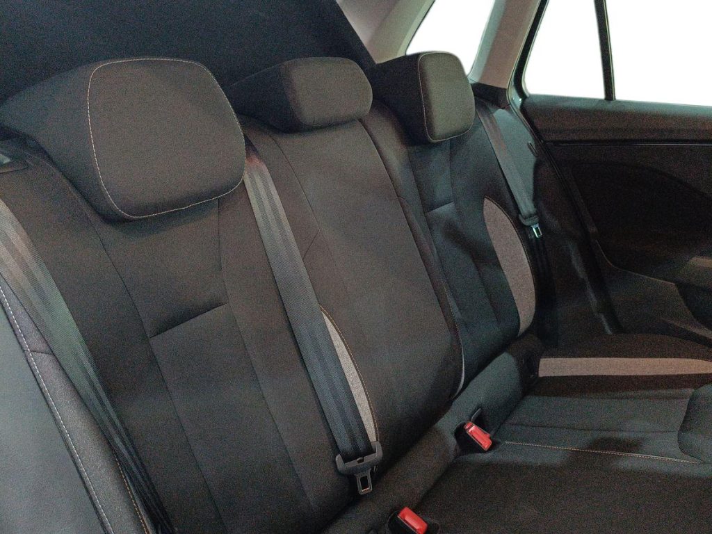 SKODA Kamiq 1.0 TSI 115 CV DSG Black Dots - 11