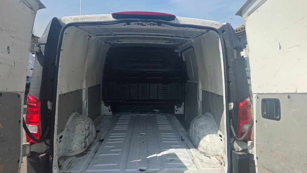 MERCEDES-BENZ Vito 1.6 109 CDI Furgone Long 3posti - 7