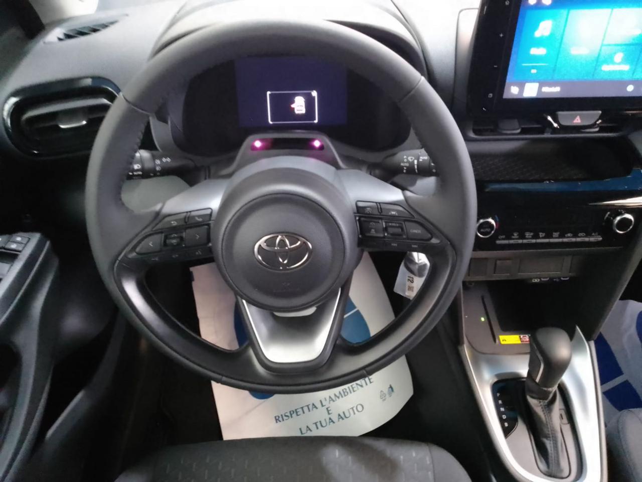 TOYOTA Yaris Cross 1.5 Hybrid 5p. E-CVT Confort Pack - 9