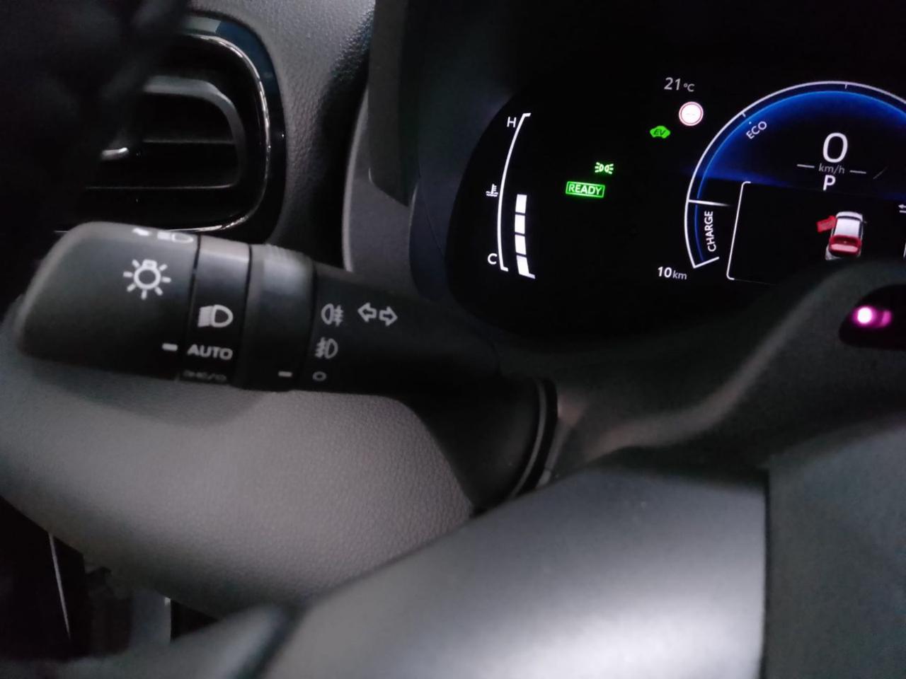 TOYOTA Yaris Cross 1.5 Hybrid 5p. E-CVT Confort Pack - 17