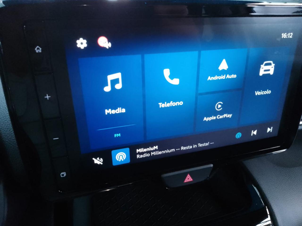 TOYOTA Yaris Cross 1.5 Hybrid 5p. E-CVT Confort Pack - 16