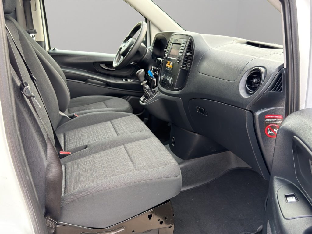 MERCEDES-BENZ Vito 114CDI LONG ALLESTITO - 9