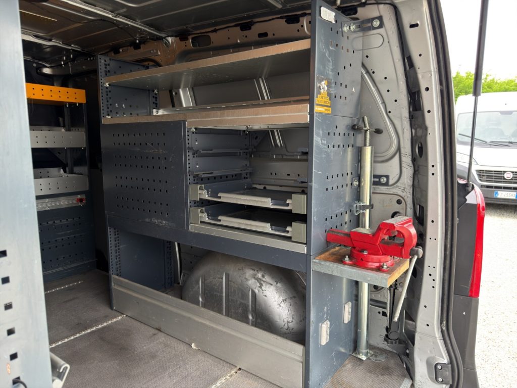 MERCEDES-BENZ Vito 114CDI LONG ALLESTITO - 16