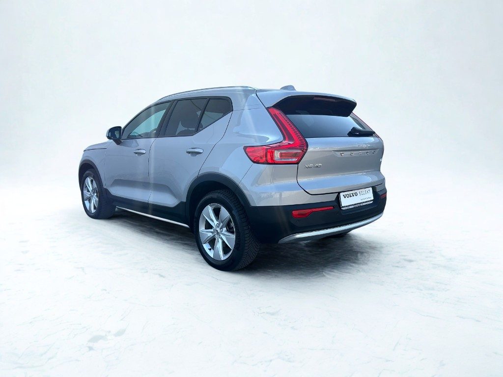 VOLVO XC40 B3 automatico Core - Foto 2