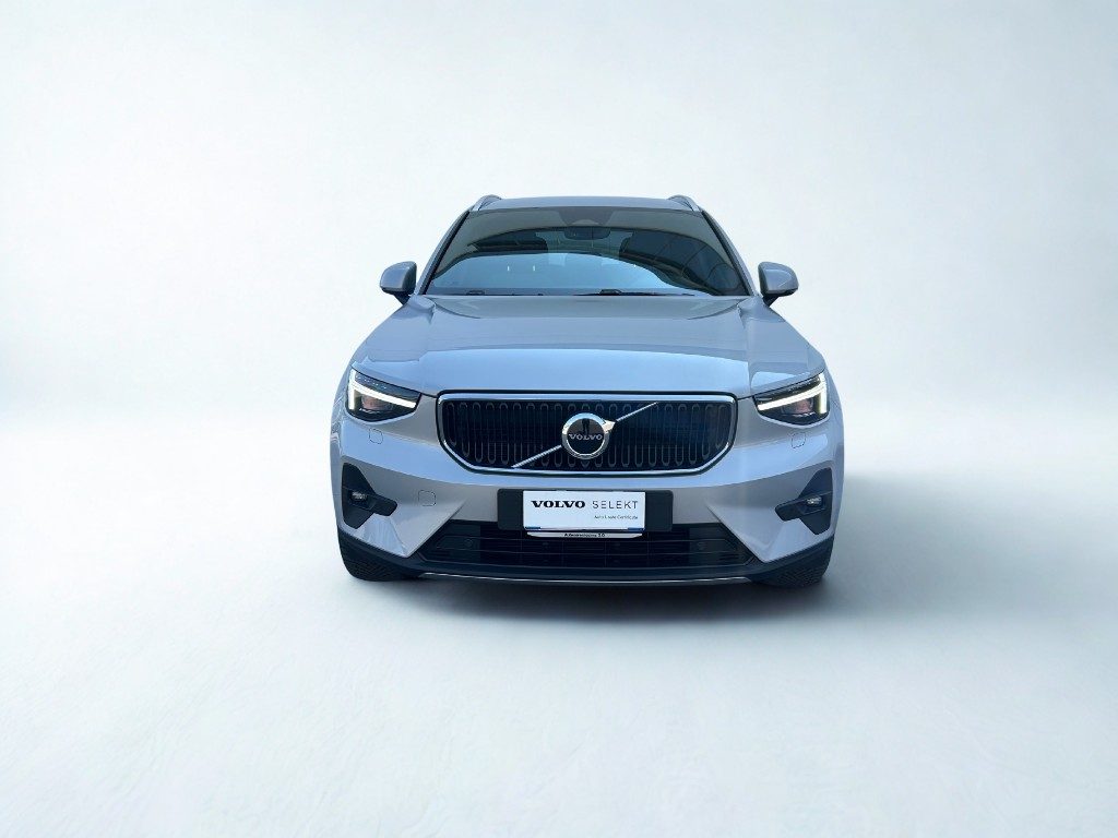 VOLVO XC40 B3 automatico Core - Grid Foto 8