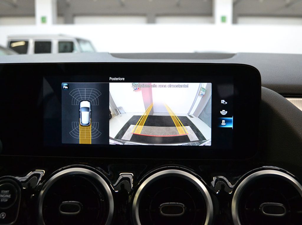 MERCEDES-BENZ GLA 180 d Automatic Executive Service M.B. ** - 10