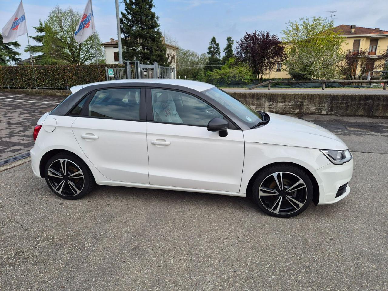 AUDI A1 SPB 1.4 TDI ultra - 6