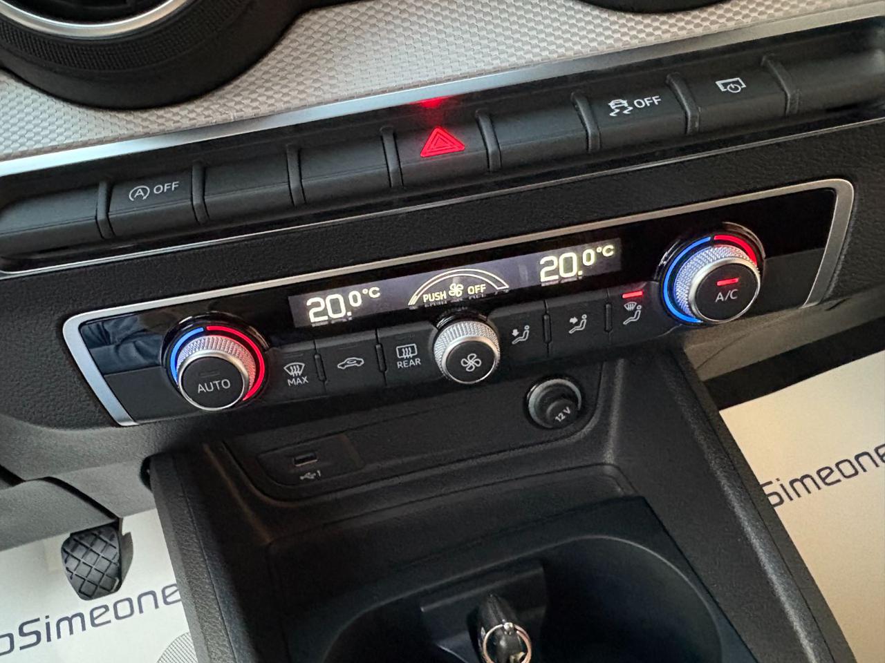 AUDI Q2 30 TDI Business CERCHI DA18 - 27