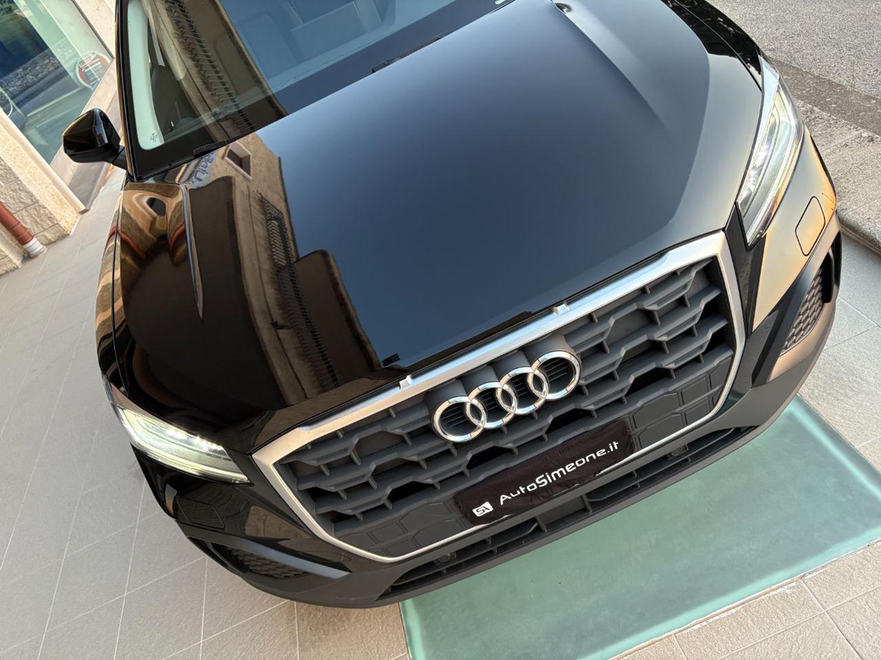 AUDI Q2 30 TDI Business CERCHI DA18 - 22