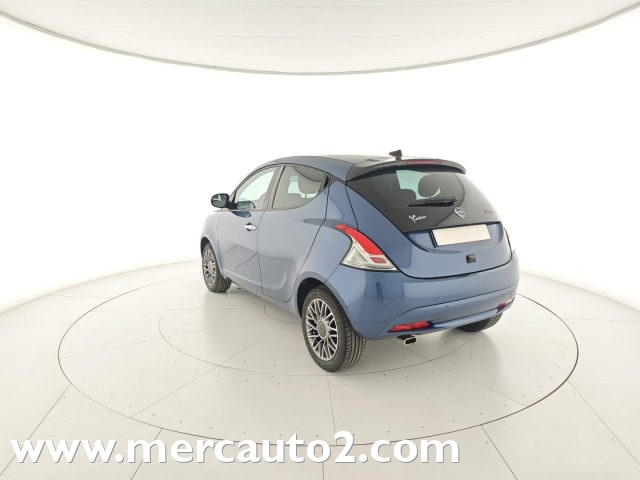 LANCIA Ypsilon Blu metallizzato