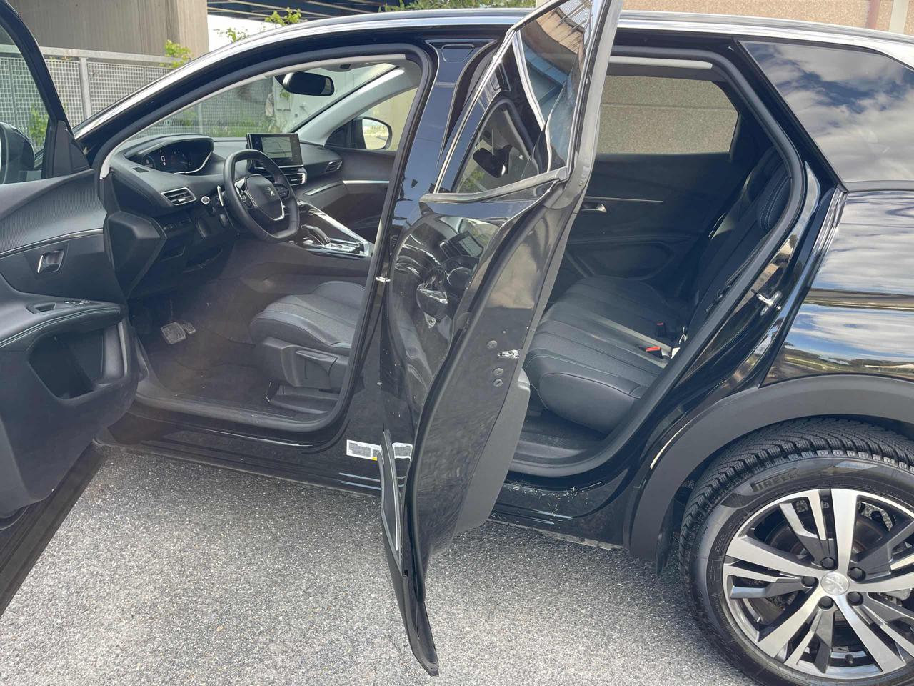 PEUGEOT 3008 BlueHDi 130 S&S EAT8 Allure Pack E6D - 14