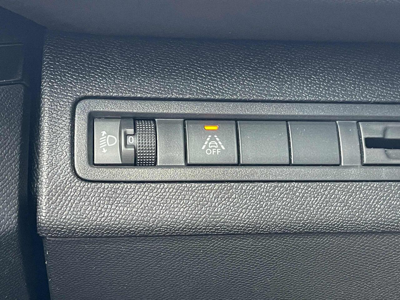 PEUGEOT 3008 BlueHDi 130 S&S EAT8 Allure Pack E6D - 26