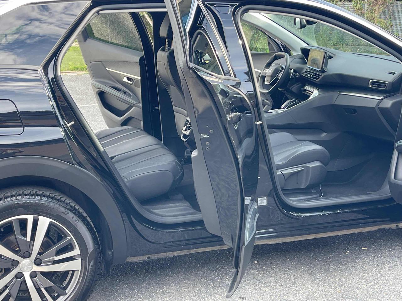 PEUGEOT 3008 BlueHDi 130 S&S EAT8 Allure Pack E6D - 16