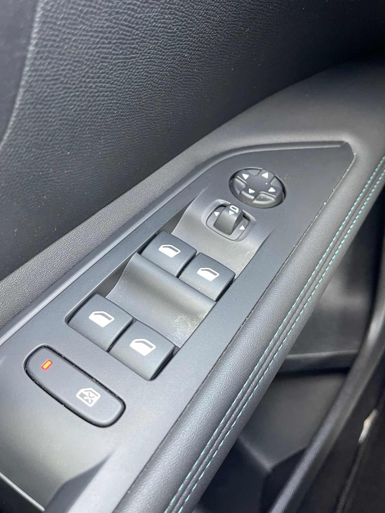 PEUGEOT 3008 BlueHDi 130 S&S EAT8 Allure Pack E6D - 7