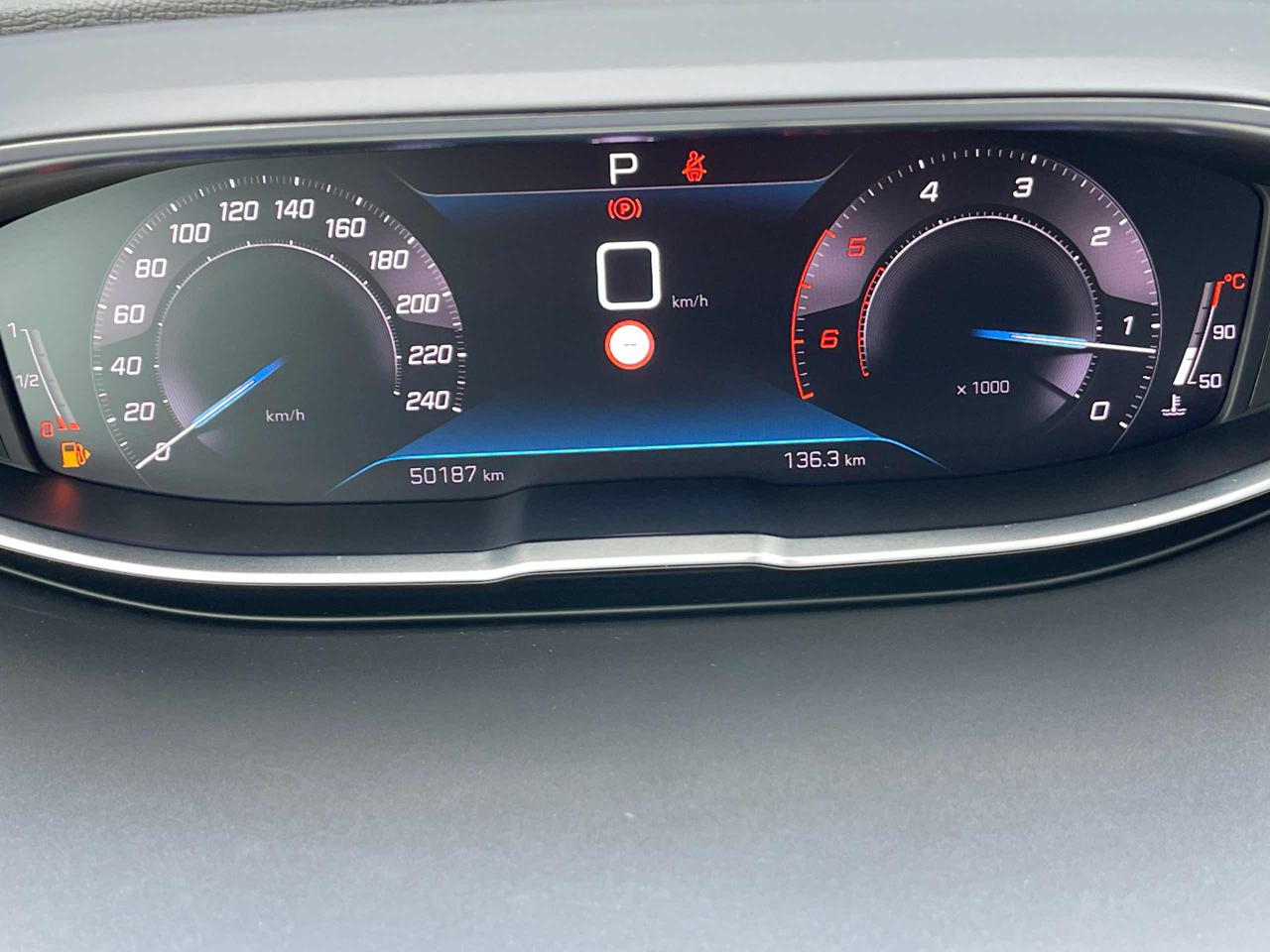 PEUGEOT 3008 BlueHDi 130 S&S EAT8 Allure Pack E6D - 21