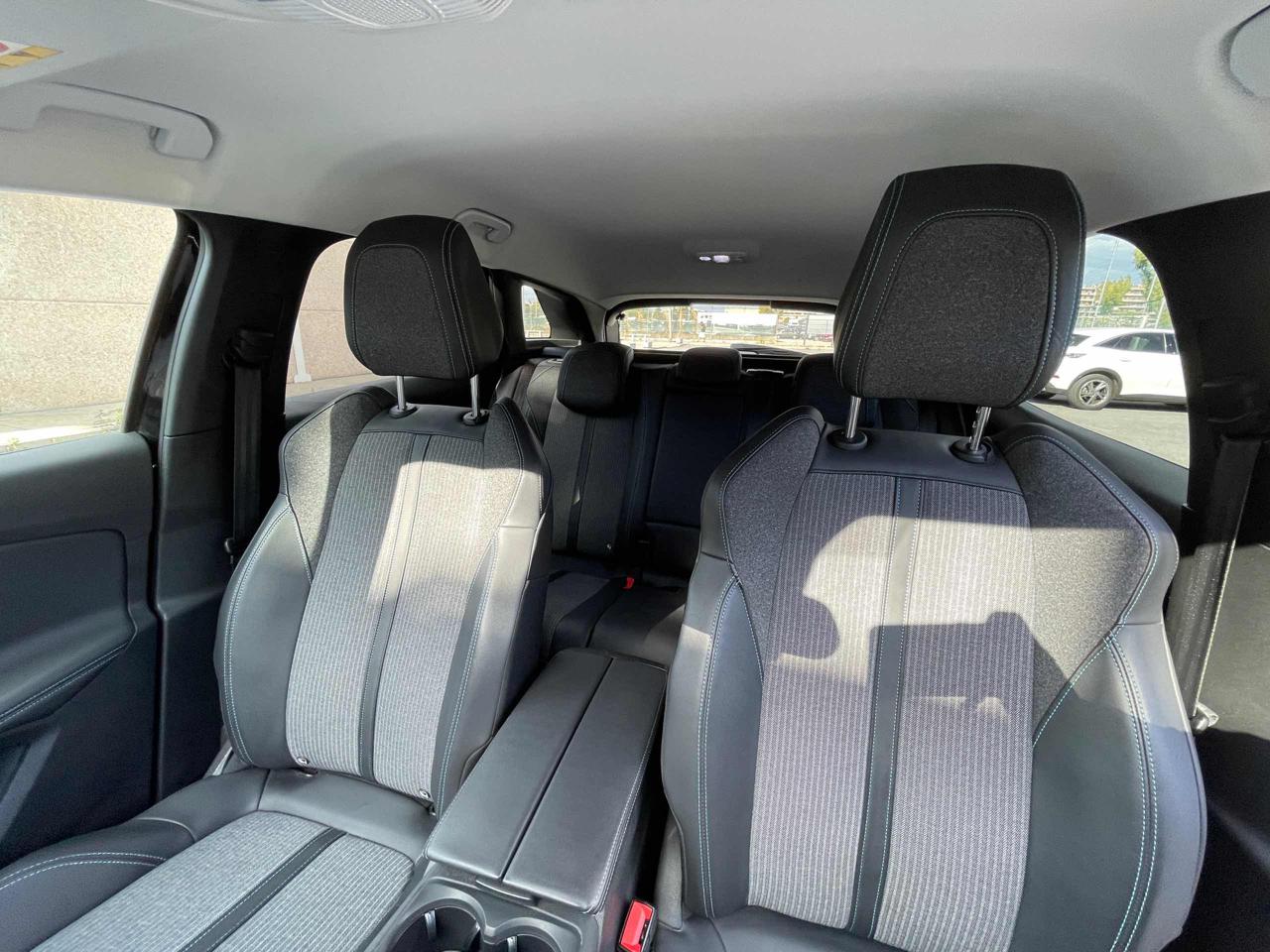 PEUGEOT 3008 BlueHDi 130 S&S EAT8 Allure Pack E6D - 13