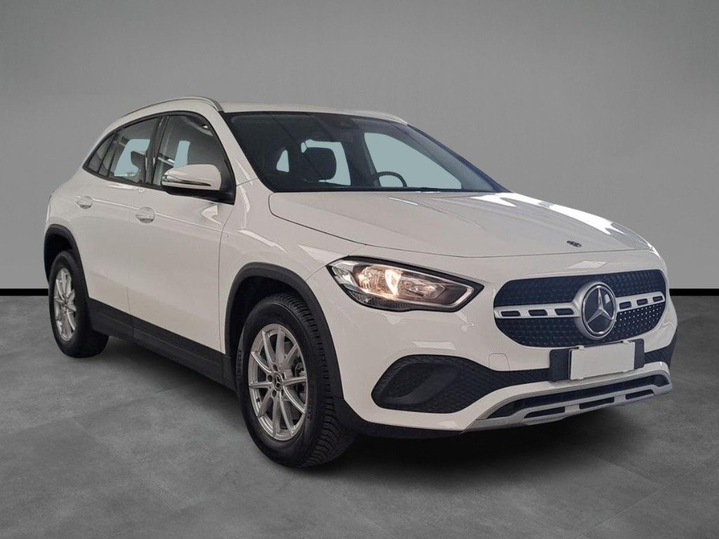 MERCEDES-BENZ GLA 200 d Automatic Business - 13