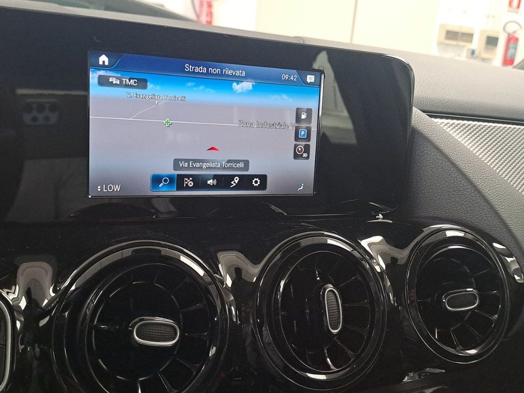 MERCEDES-BENZ GLA 200 d Automatic Business - 7