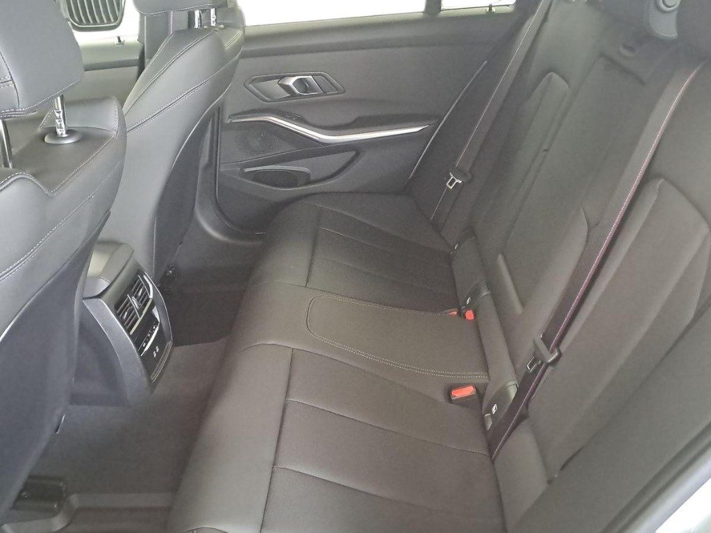 BMW 320 d 48V xDrive Touring Msport Pro Aut. Restyling - 12