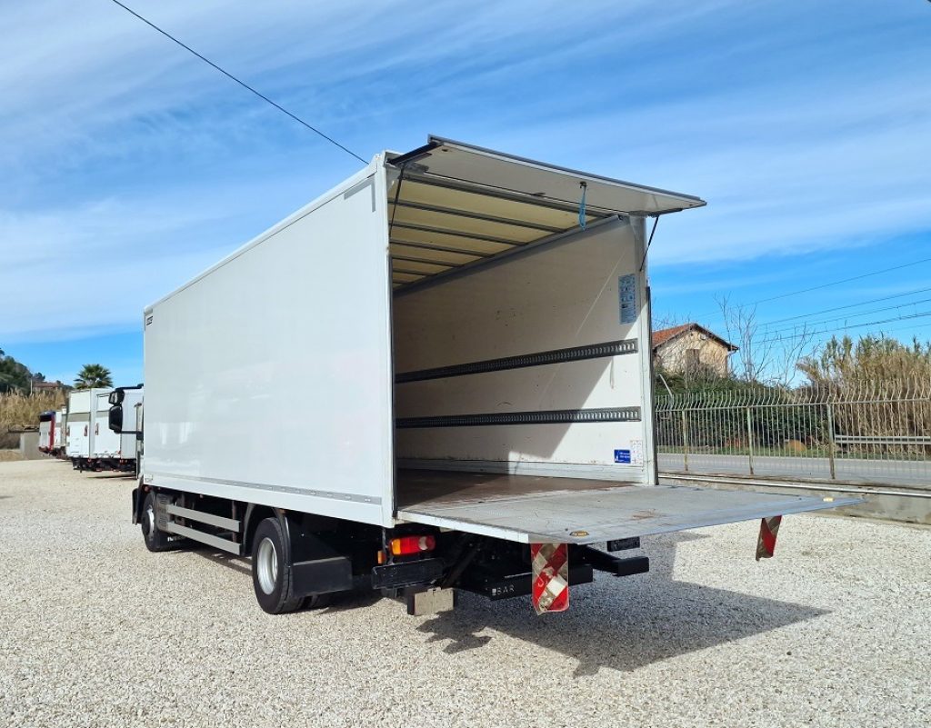 IVECO EUROCARGO 140E28 P EURO 6 FURGONE 7,30 + SPONDA - 5