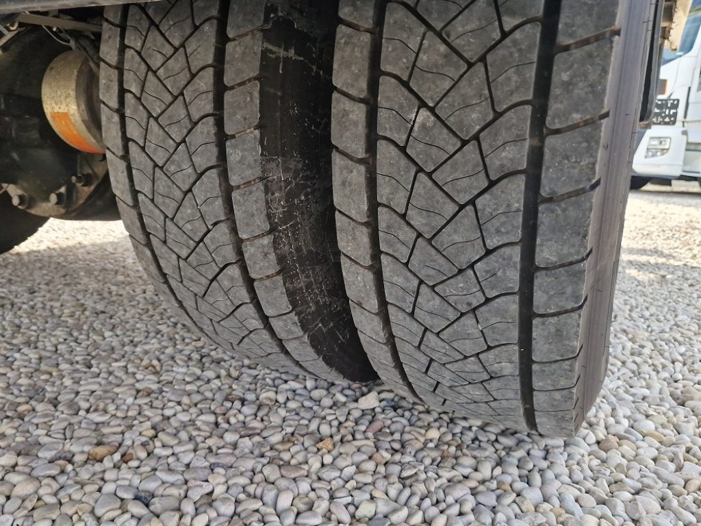 IVECO EUROCARGO 140E28 P EURO 6 FURGONE 7,30 + SPONDA - 13