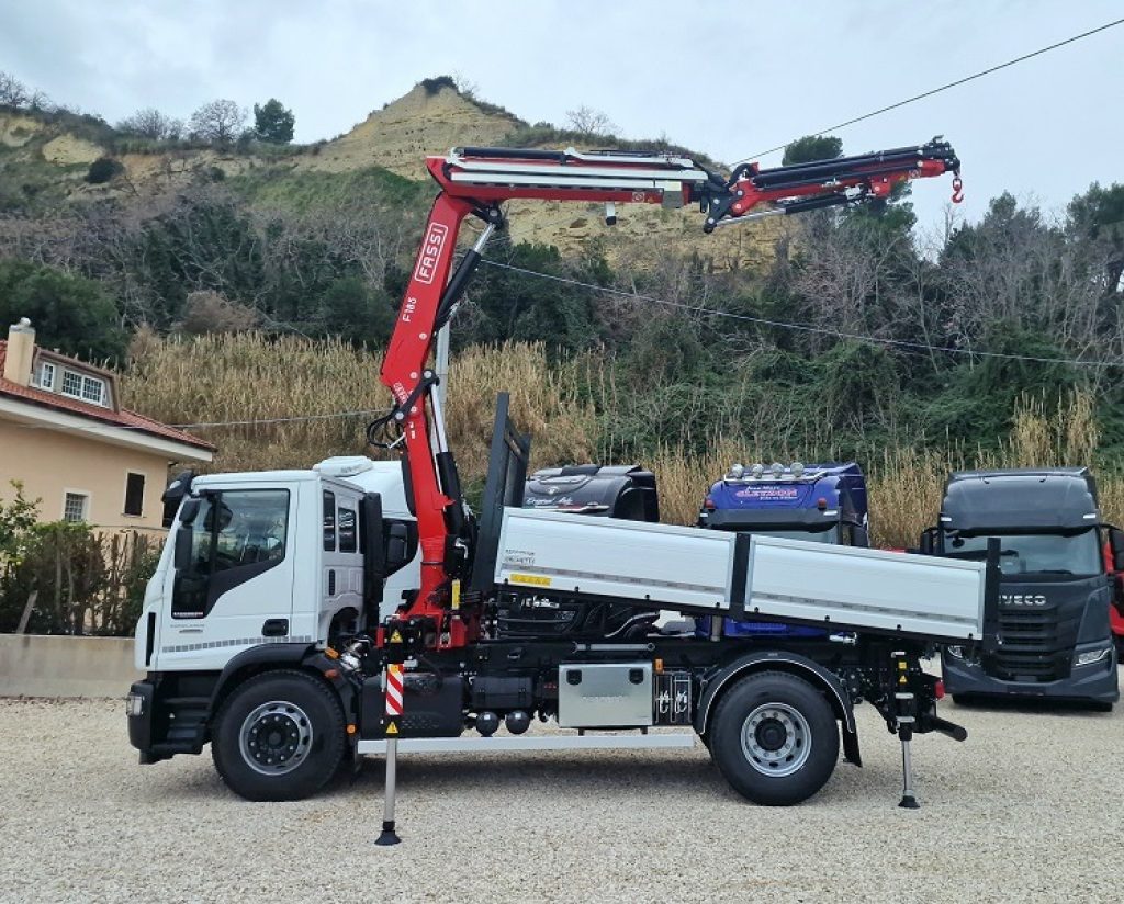 IVECO EUROCARGO 180E32 K NUOVO GRU da 23 m + RIBALTABILE - 3