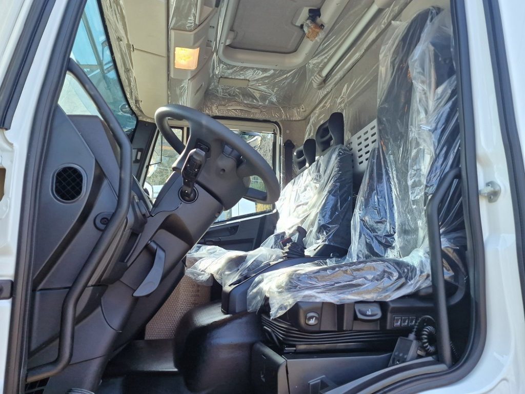 IVECO EUROCARGO 180E32 P EURO 6 NUOVO PNEUMATICO - 7