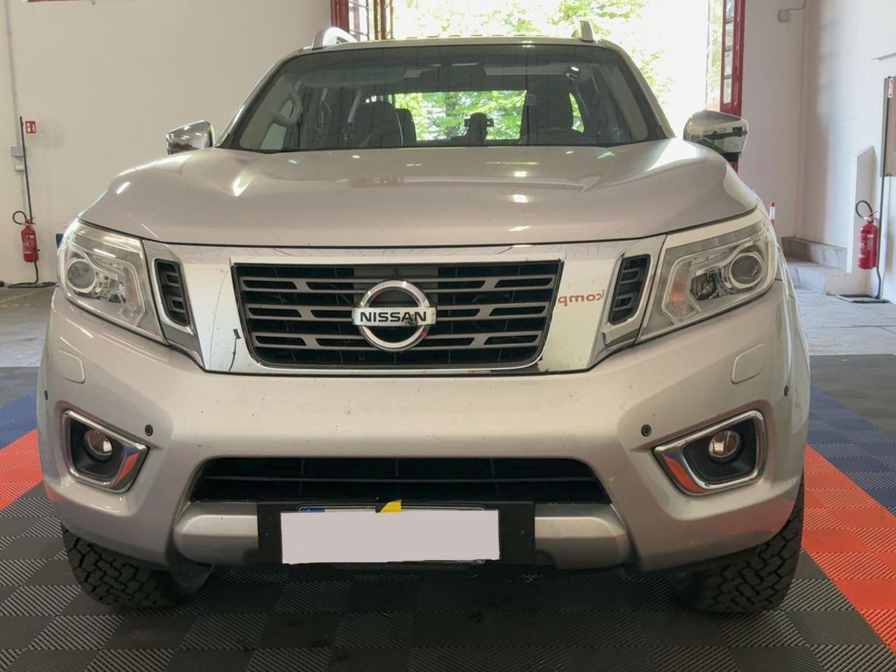 NISSAN Navara 2.5 dCi 190 CV 4WD Double Cab LE CAMBIO AUTOMATICO - 3