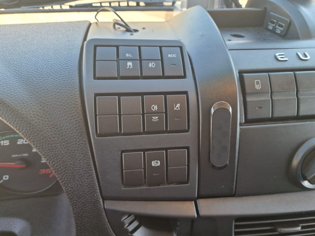 IVECO EUROCARGO 120E22 P EU6 CENTINA 7,30 + SPONDA - 12