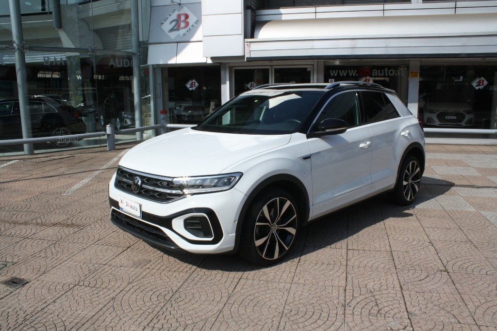 2B Auto ||| VOLKSWAGEN T-Roc 1.5 TSI ACT DSG R-Line in vendita a Nova Milanese