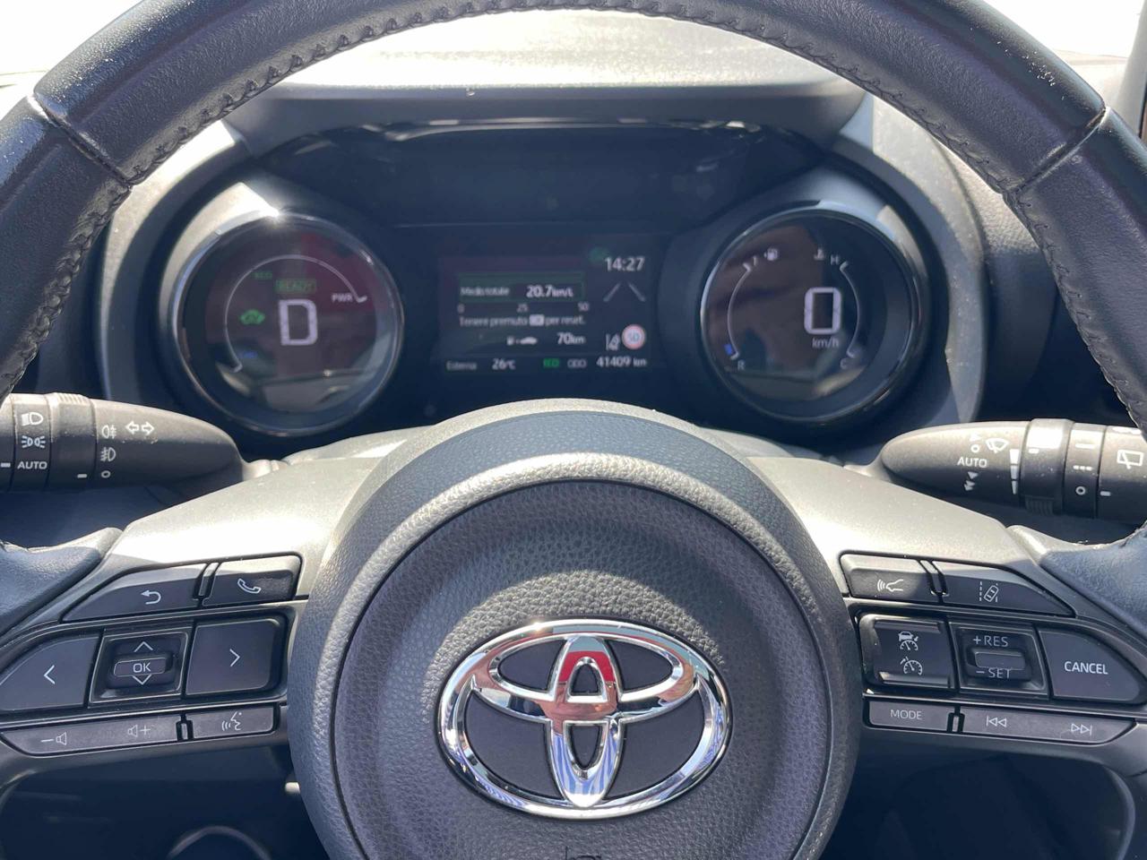 TOYOTA Yaris 1.5 Hybrid 5 porte Automatica Lounge Euro 6D - 13