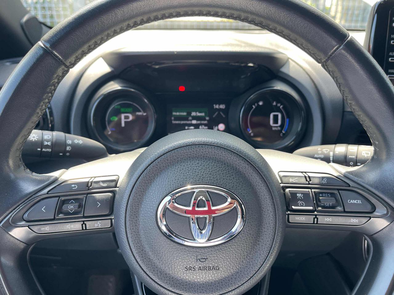 TOYOTA Yaris 1.5 Hybrid 5 porte Automatica Lounge Euro 6D - 50