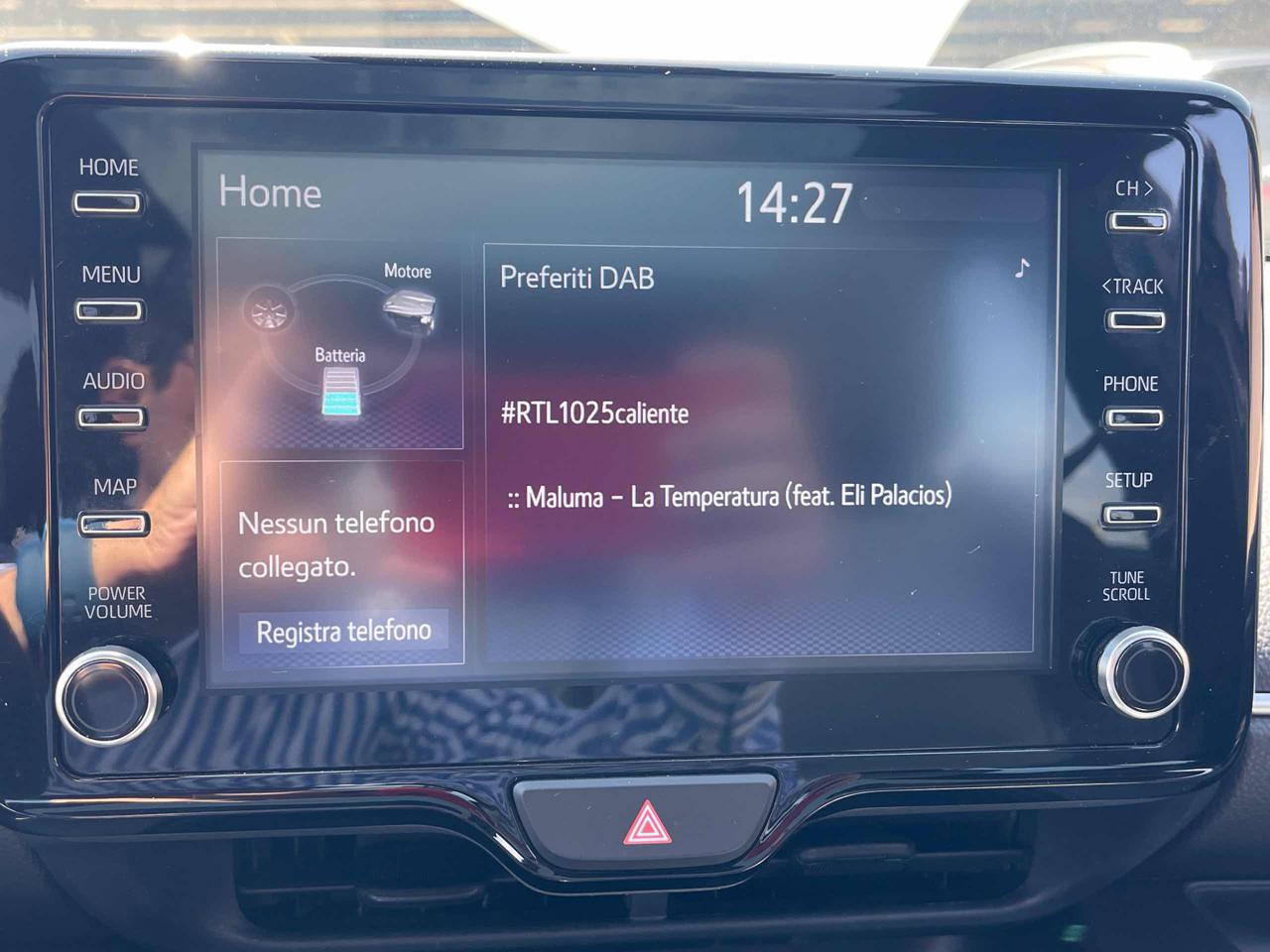 TOYOTA Yaris 1.5 Hybrid 5 porte Automatica Lounge Euro 6D - 11