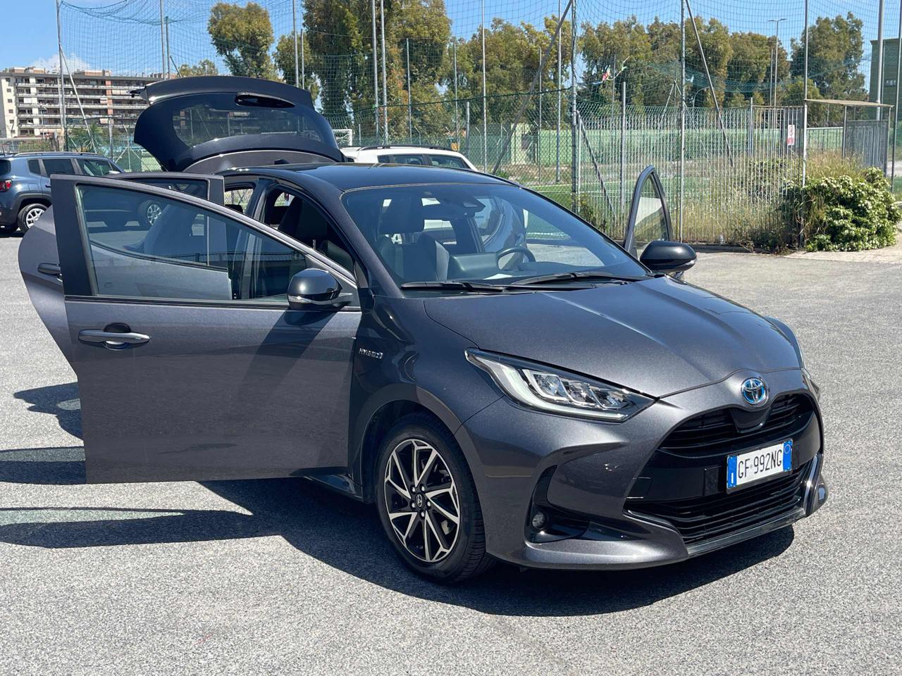 TOYOTA Yaris 1.5 Hybrid 5 porte Automatica Lounge Euro 6D - 2