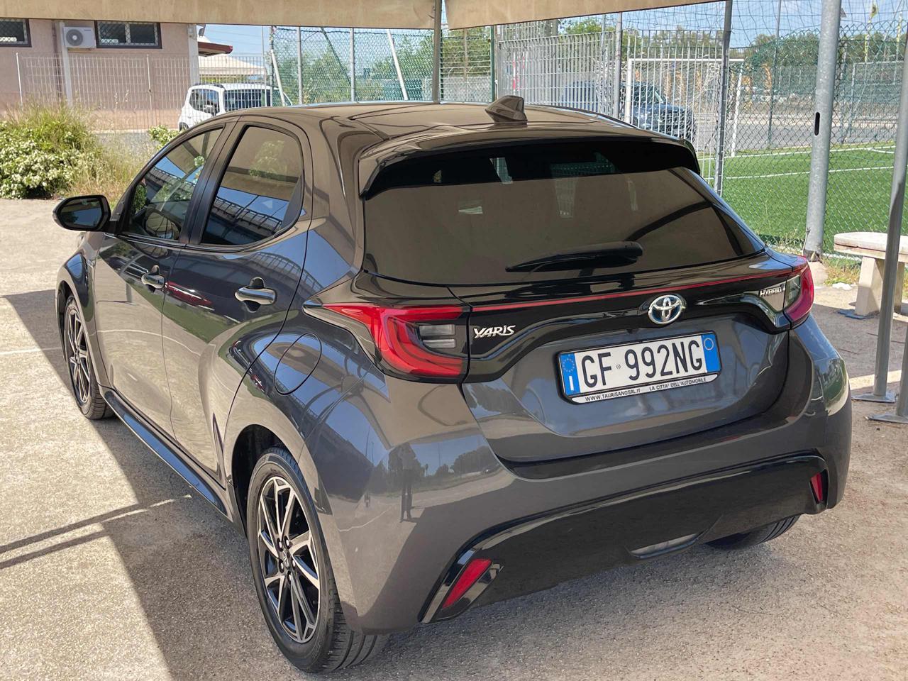 TOYOTA Yaris 1.5 Hybrid 5 porte Automatica Lounge Euro 6D - 40