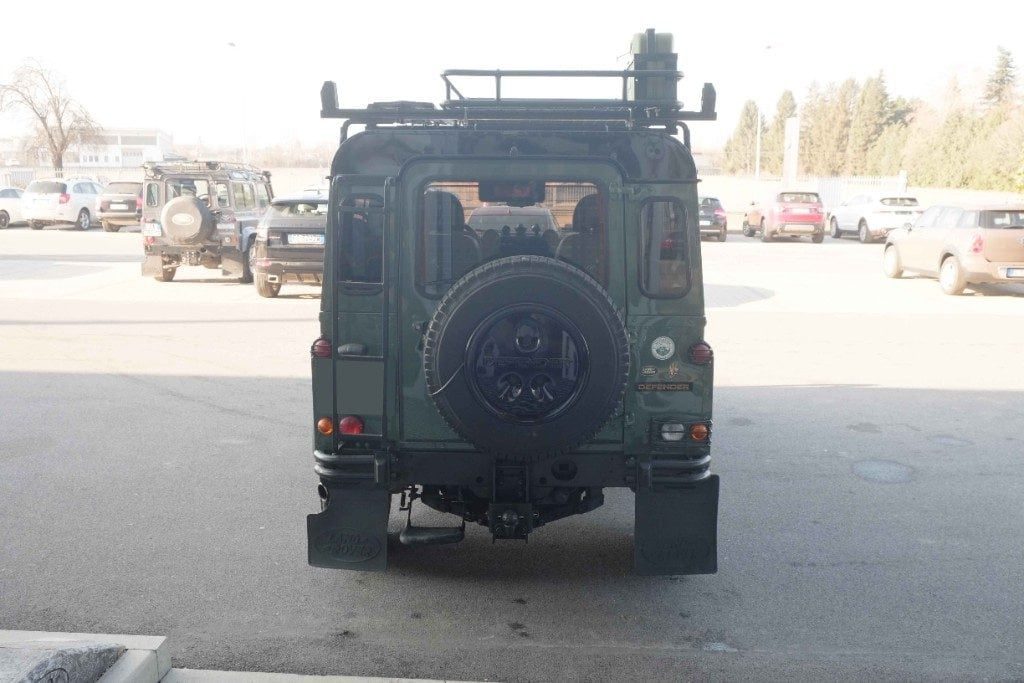 LAND ROVER Defender 90 2.4 TD4 Station Wagon S - 4