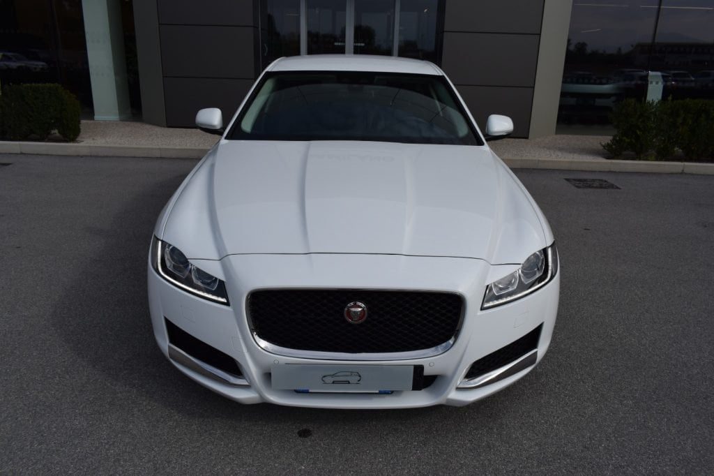 JAGUAR XF 2.0 D 180 CV AWD aut. Prestige - 2