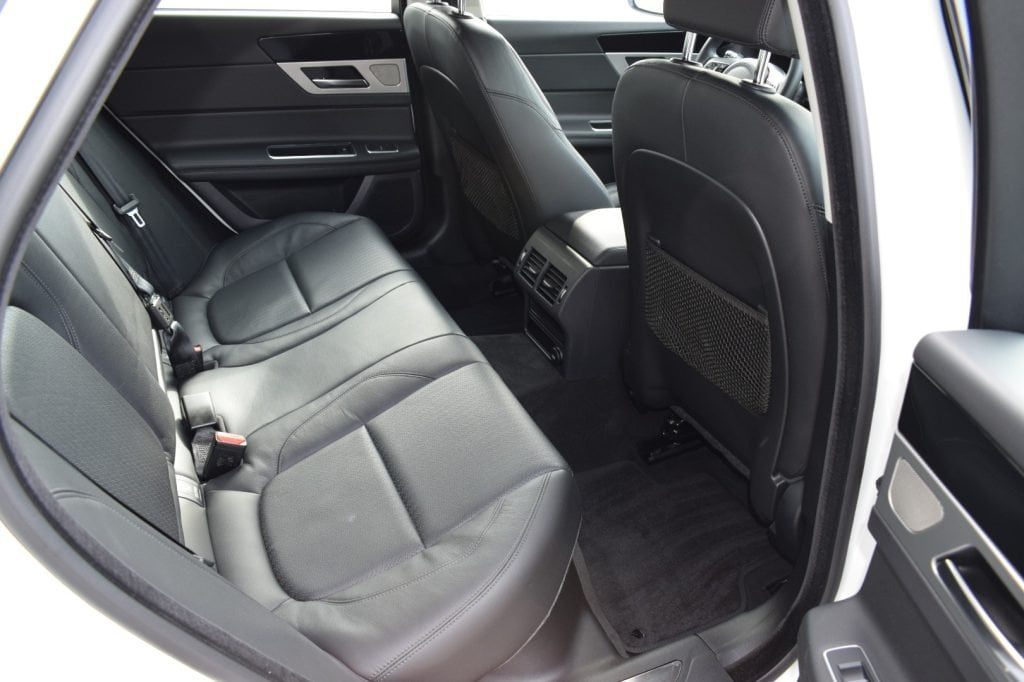 JAGUAR XF 2.0 D 180 CV AWD aut. Prestige - 20