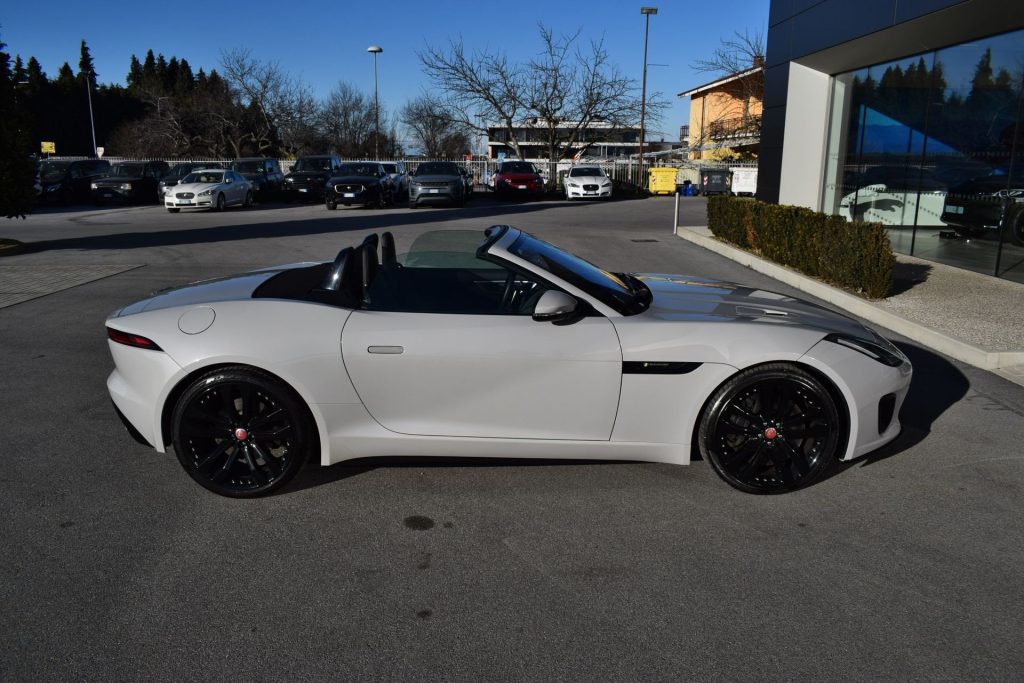 JAGUAR F-Type 3.0 V6 380 CV AWD Convertibile R-Dynamic - 23