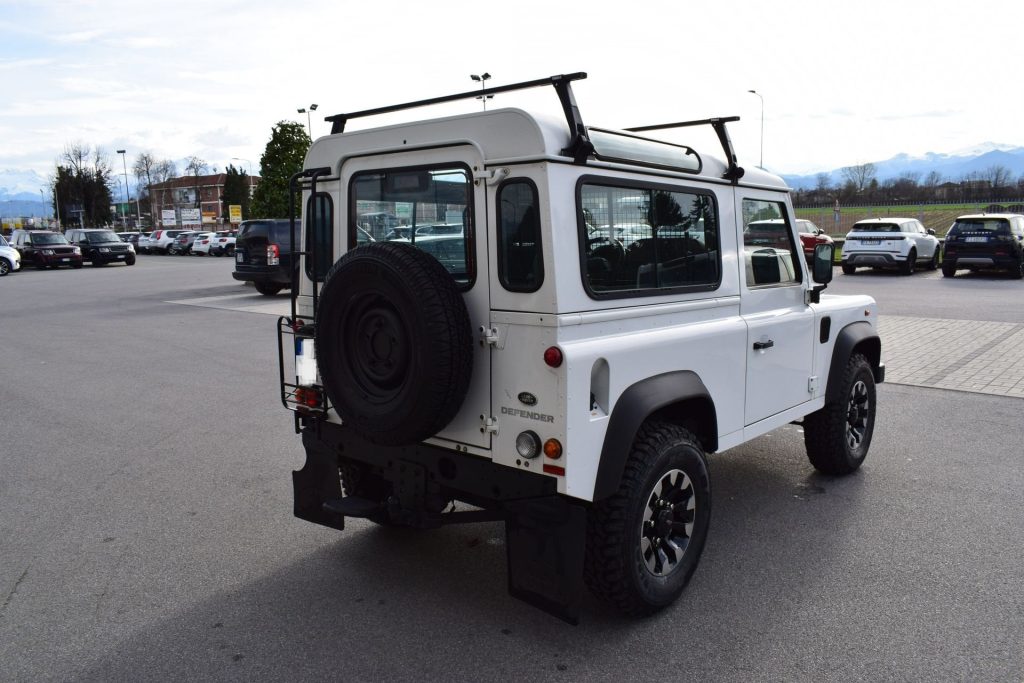 LAND ROVER Defender 90 2.2 TD4 SW- AUTOCARRO N1 NETTO EXPORT - 9